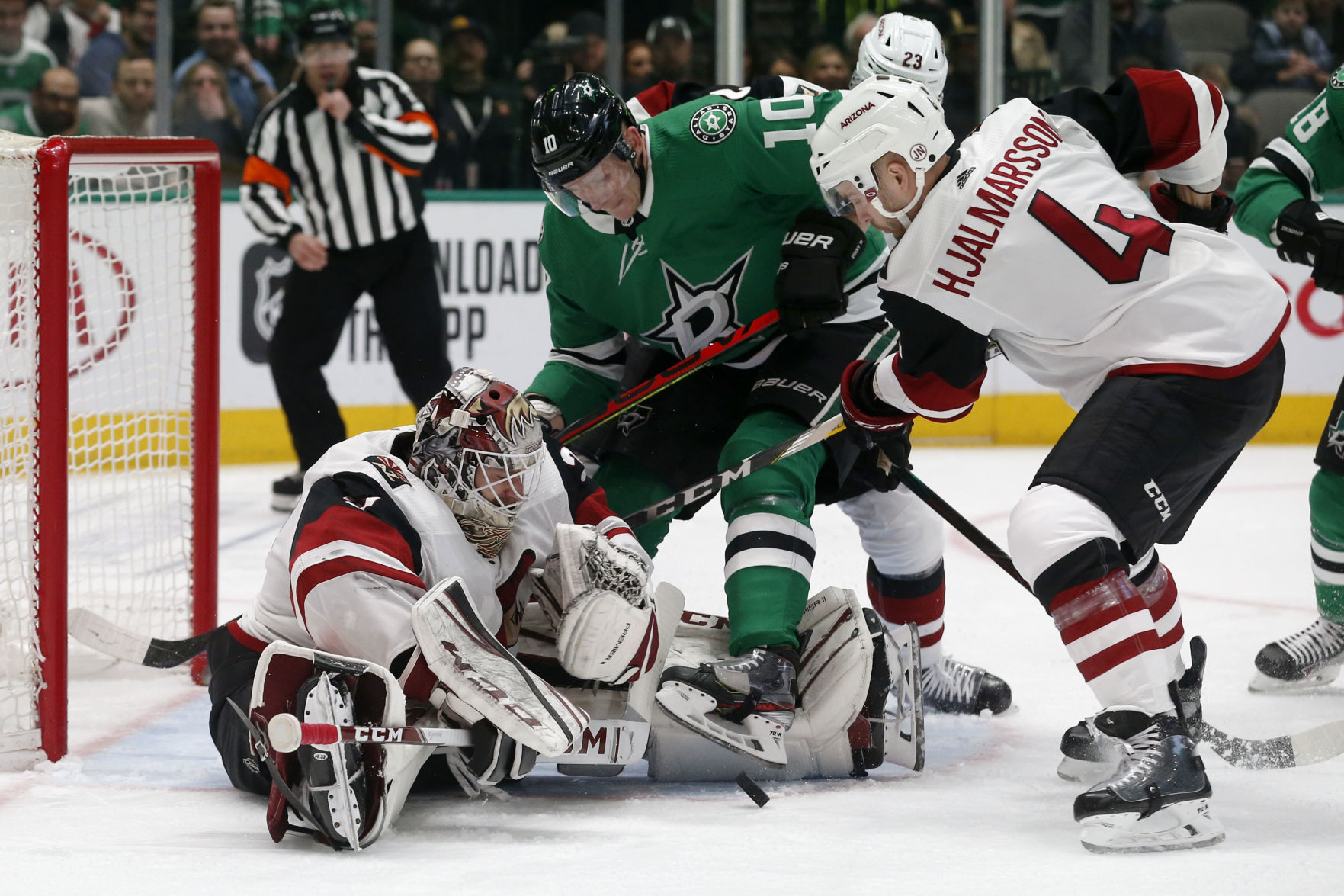 Coyotes Stars Hockey